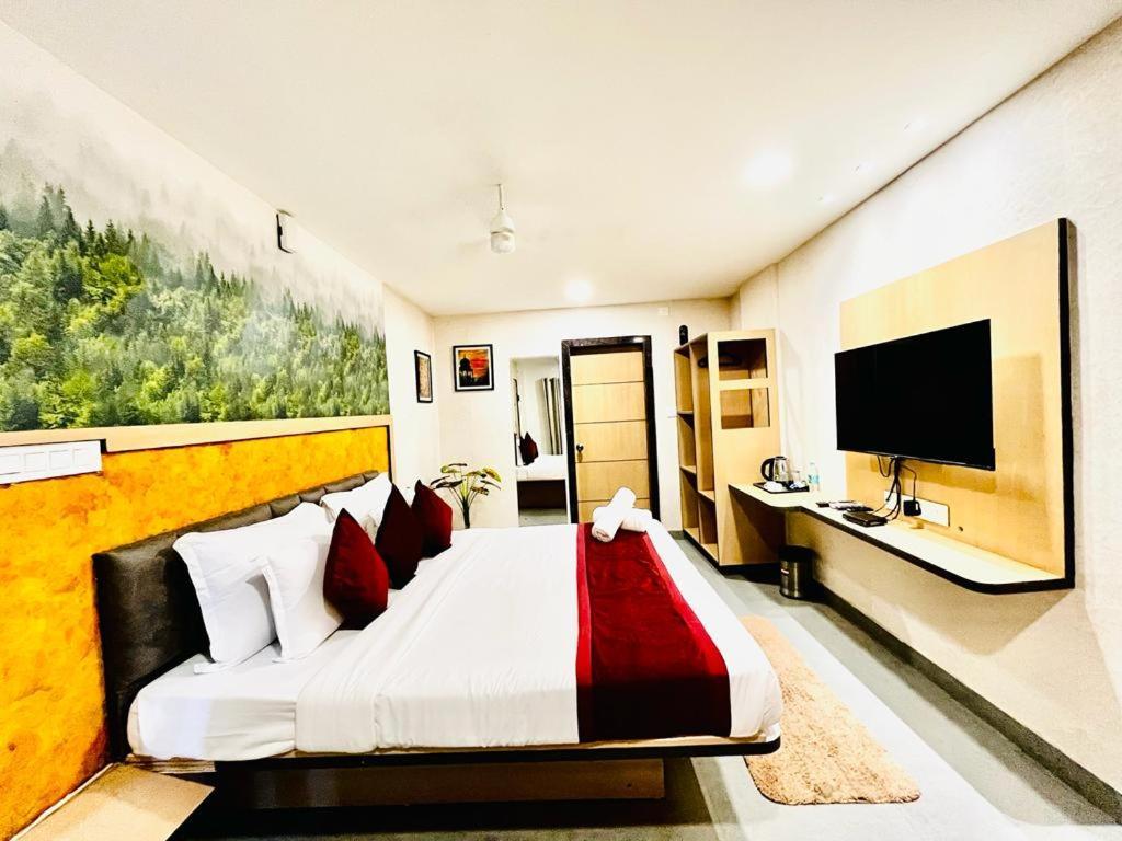 Hotel Lake View Airport Zone Haydarabad Dış mekan fotoğraf