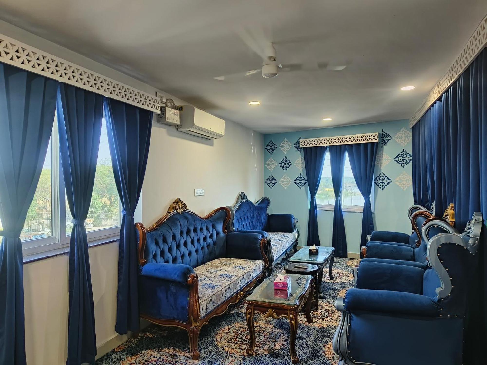 Hotel Lake View Airport Zone Haydarabad Dış mekan fotoğraf